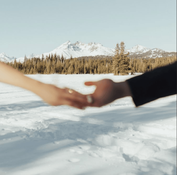 Winter Proposal Dos and Don’ts: A Guide to Planning the Perfect Moment