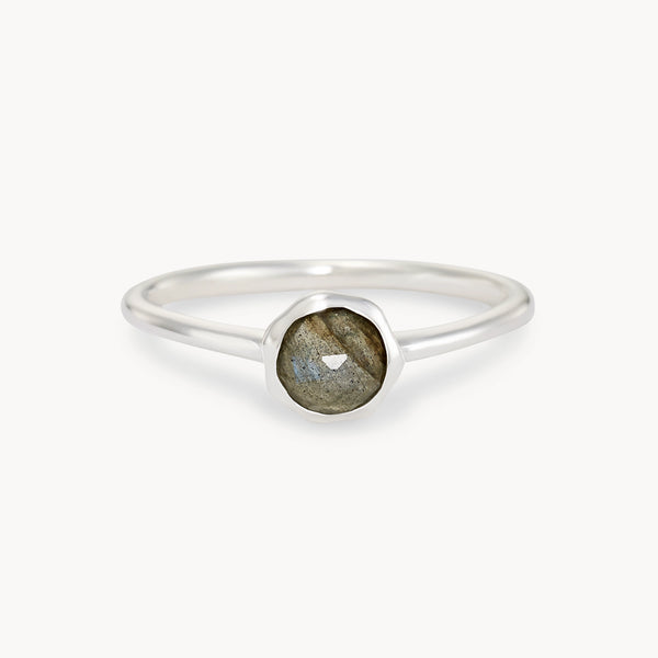 labradorite mini mood ring - sterling silver, labradorite gemstone