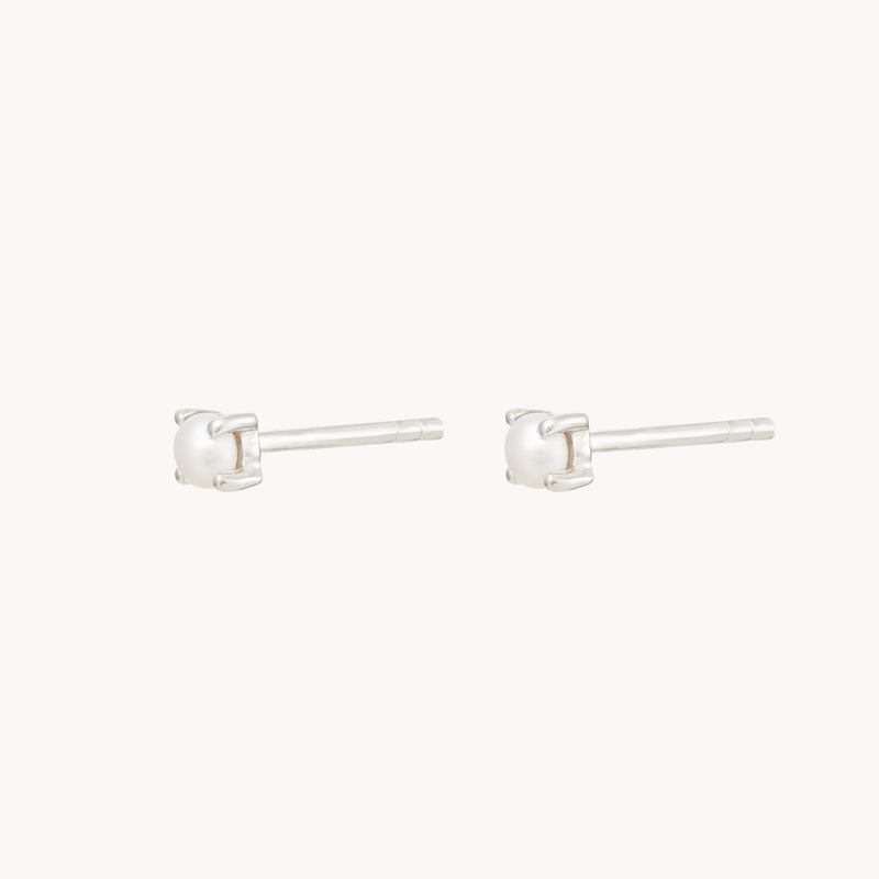 prong-set pearl earrings - sterling silver