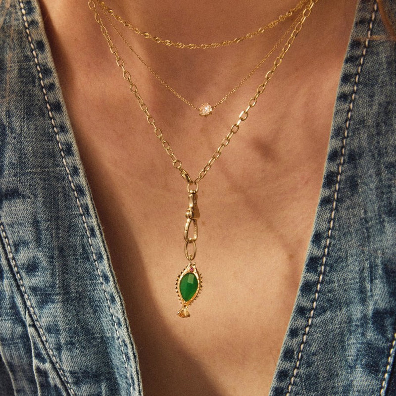 poisson de liberté duo - 10k yellow gold, mother of pearl, chrysoprase,