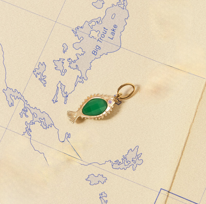 poisson de liberté chrysoprase fish charm - 10k yellow gold, chrysoprase, pink sapphire, diamond