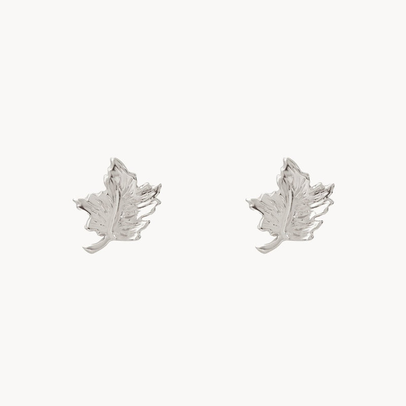 maple leaf earring - sterling silver